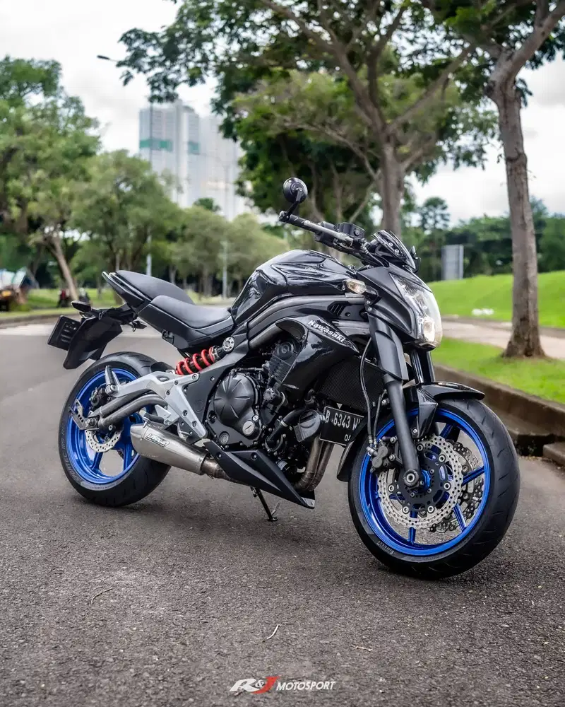 Kawasaki ER6N ER6 Ninja 650 Nik 2012 Warna Hitam knalpot unknown