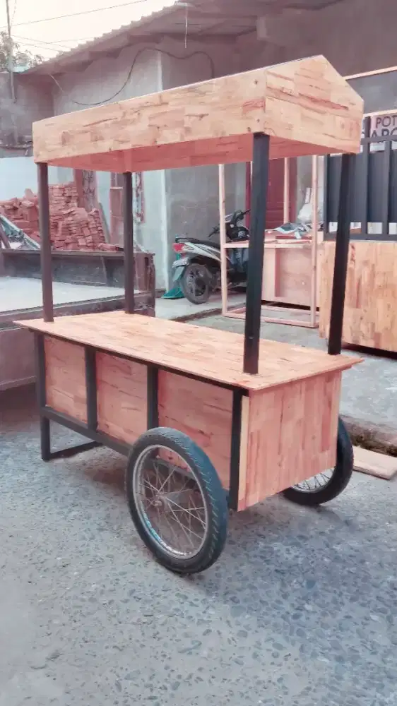Menerima tempahan booth gerobak angkringan