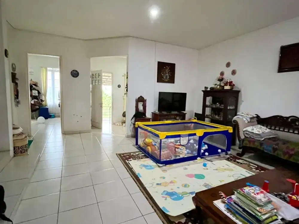 Rumah Minimalis Siap Huni Nyaman dan Tenang dalam Komplek di Setiabudi Bandung