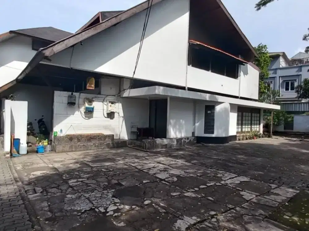 Rumah ex Kantor harga dibawah NJOP di Jalan Raya  Rawamangun Jakarta Timur