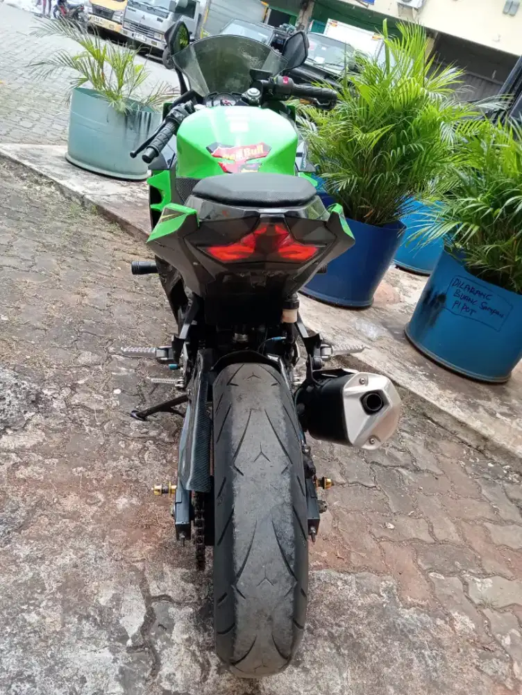 DP murah 1,5 JT Kawasaki Ninja 250 Tahun 2018
