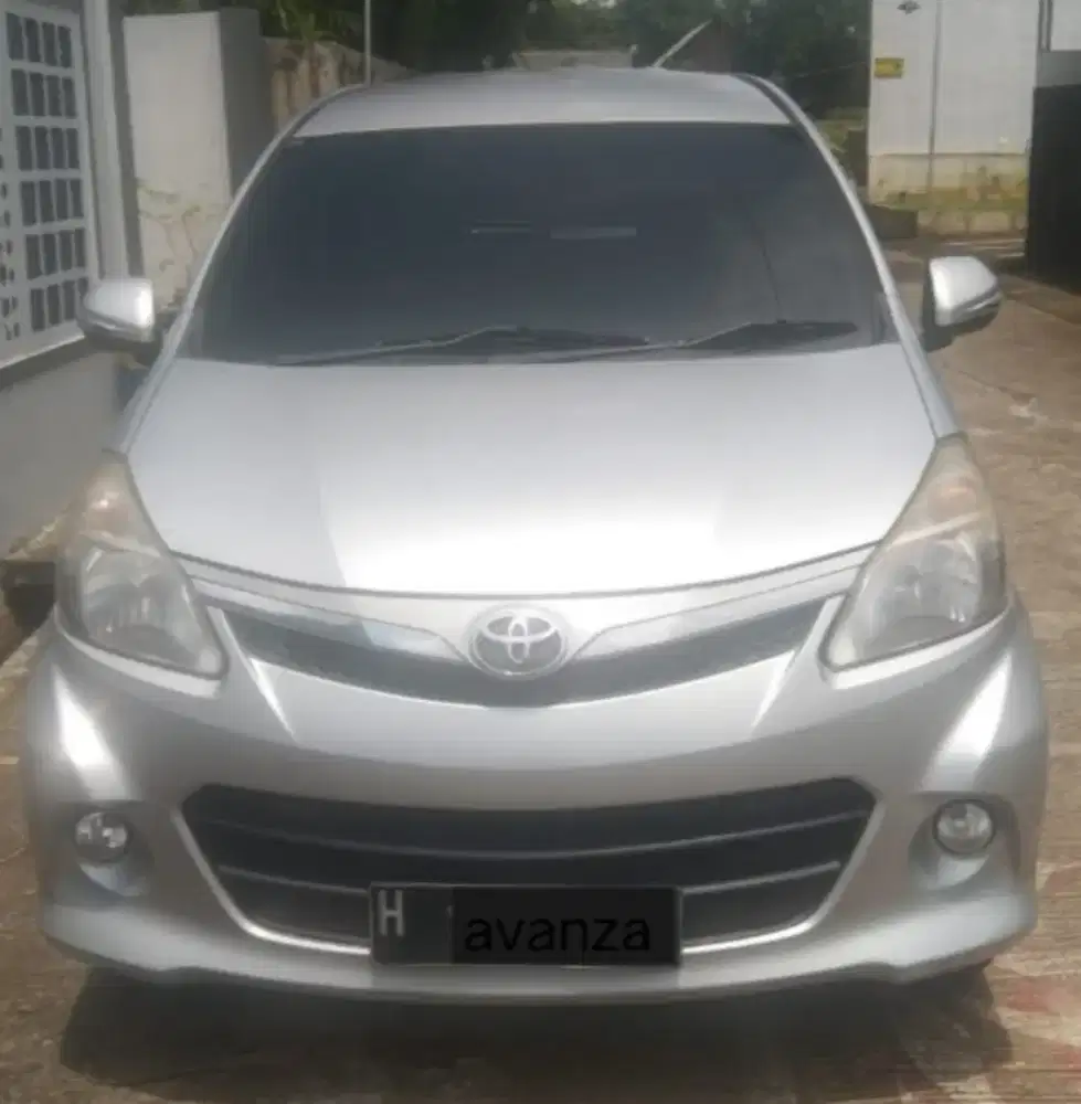 Dijual Avanza Veloz 1.5 AT