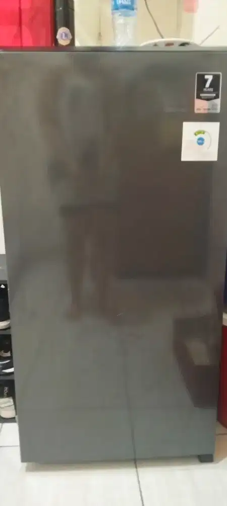 Kulkas AQUA baru 4 bulan