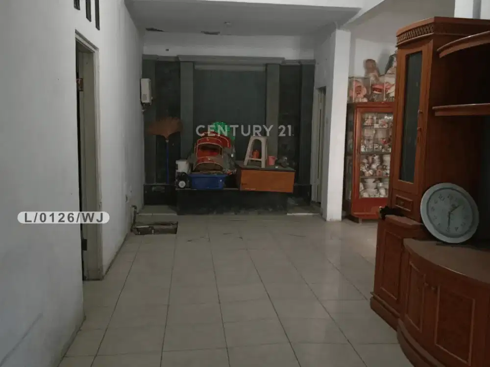 Rumah SHM 2 Lantai Siap Huni Lokasi Strategis Di Bekasi Utara