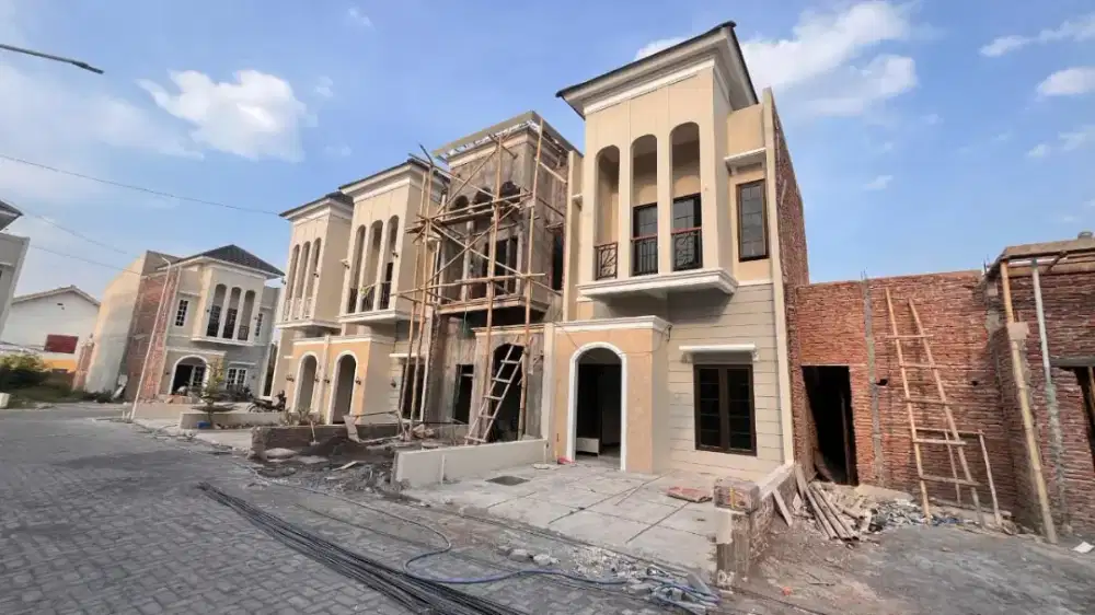 Rumah SHM 2 Lantai Tengah Kota di Turangga Timur Pedurungan Semarang