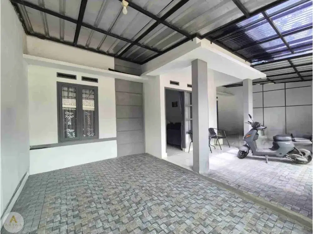 Rumah terawat di taman Cibaduyut indah Bandung