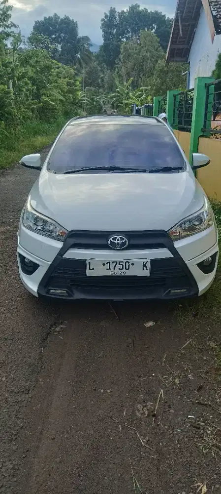 Toyota yaris trd 2014 At
