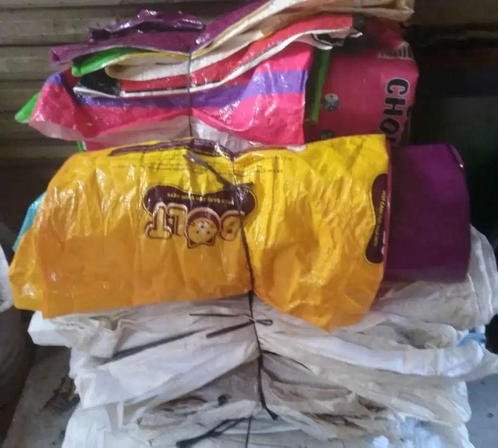 Jual karung bekas makanan kucing