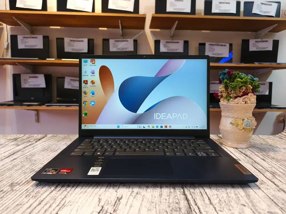 LAPTOP LENOVO IP SLIM3 14ABR8 // RYZEN 7-7730U // GARANSI RESMI
