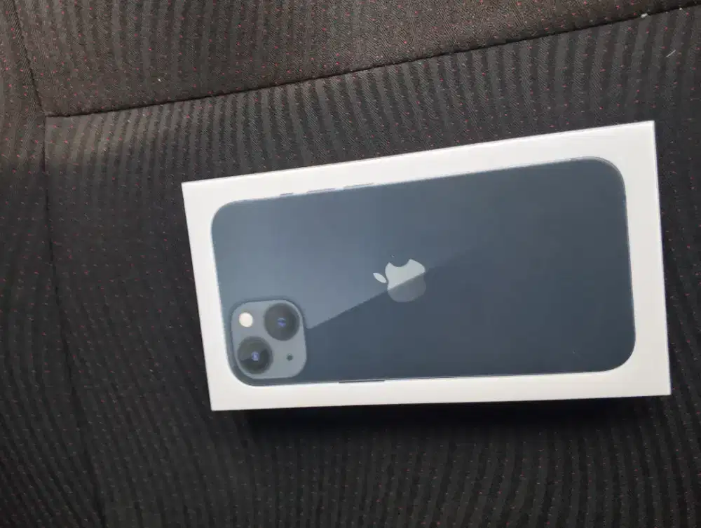 Apple 13 garansi resmi