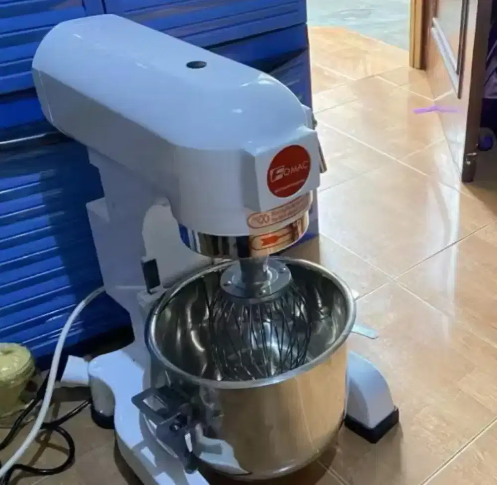 Mixer Adonan (10 Liter)