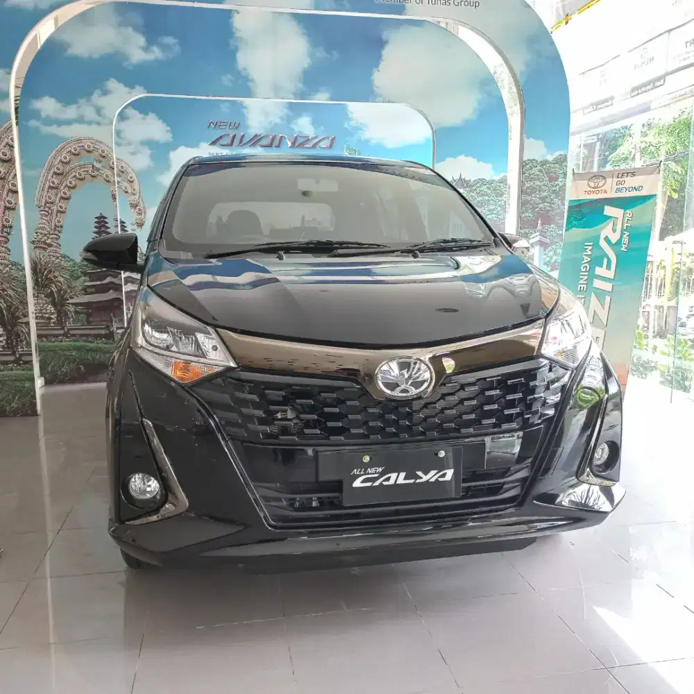 DP 10JT Kredit Calya G Matic At /  Manual MT Hitam Putih Silver grey