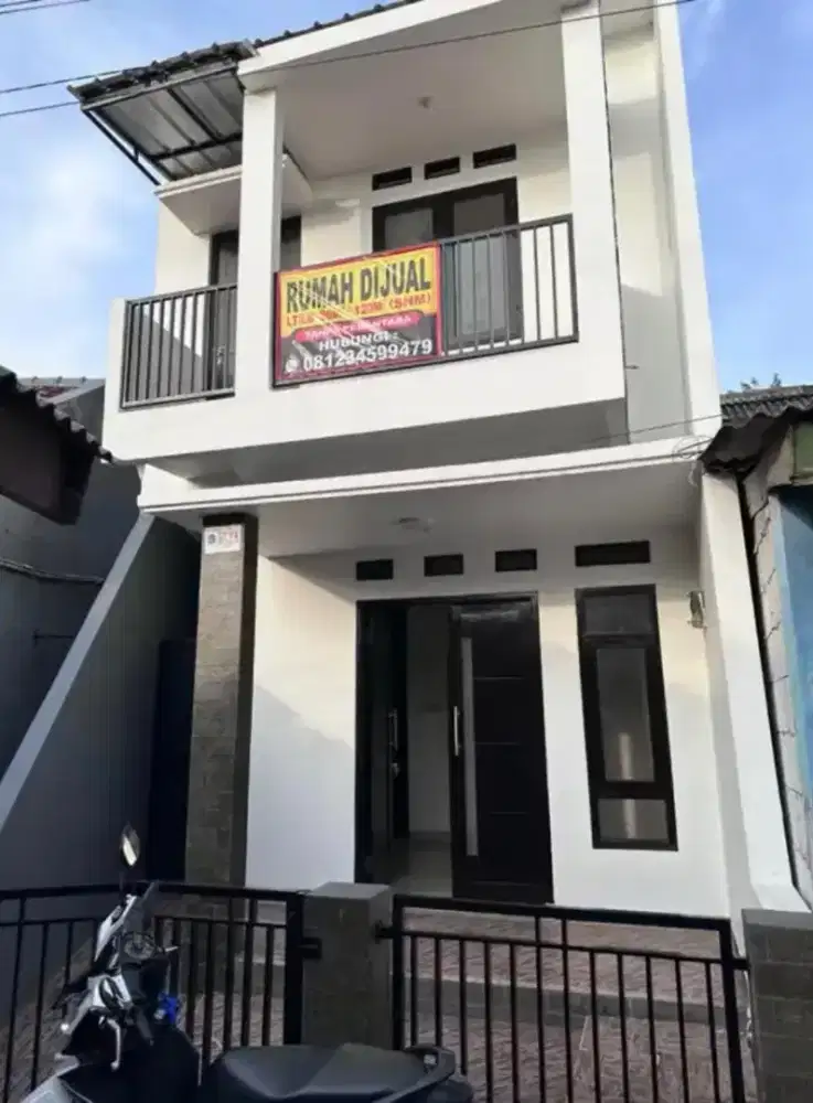 Rumah Dijual/Dikontrakkan 2 lantai Pekayon Pasar Rebo Jakarta