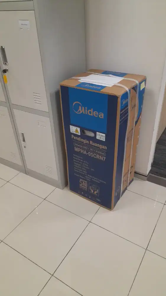 AC Portable Midea 1/2 PK