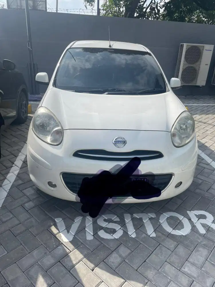 Nissan March 2012 Bensin