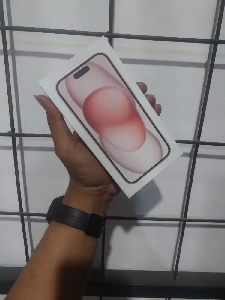 TERBATAS !! Iphone 15 128gb Garansi IBOX