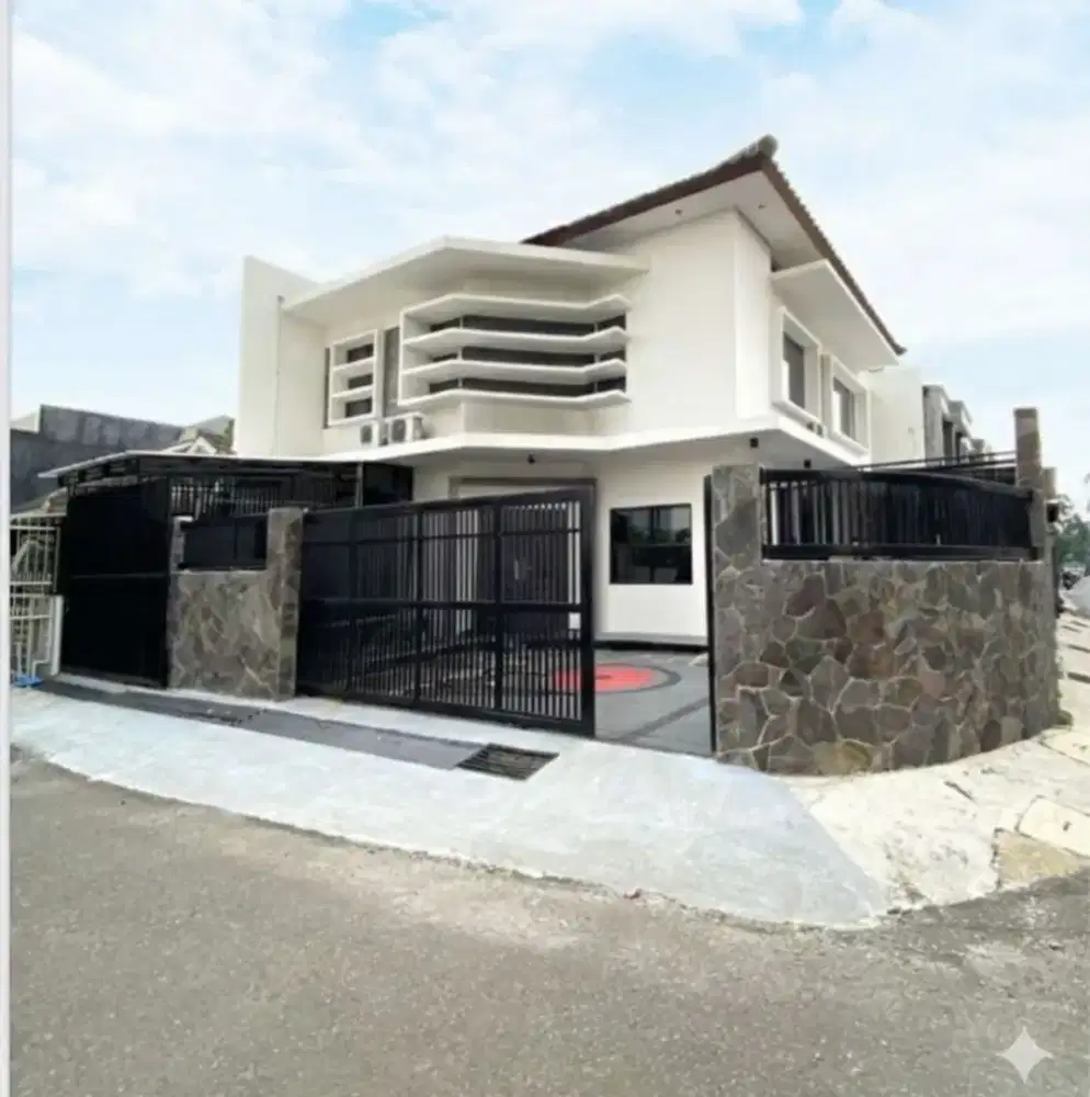 Rumah baru komersil strategis  di sayap pasirluyu BKR Buahbatu