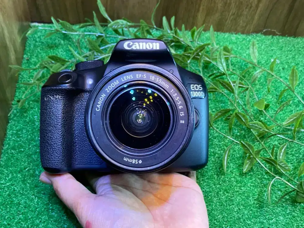 Kamera Canon EOS 1300D