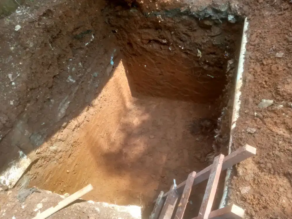 Tukang gali borongan bikin spiteng gali buat pondasi dll