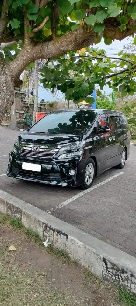 Toyota Vellfire 2014 Bensin