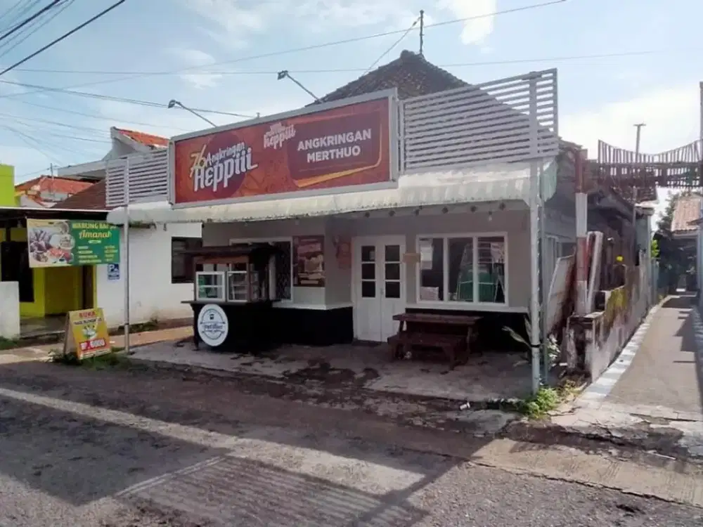 Rumah Strategis SHM, Untuk Usaha di Jl. Bengawan Banyuwangi Kota