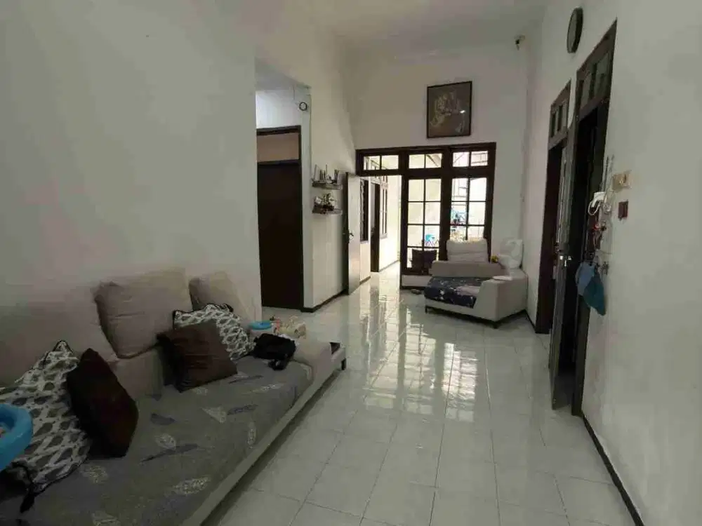 JUAL Rumah Siap Huni Siwalankerto Permai 800 meter dari UK Petra