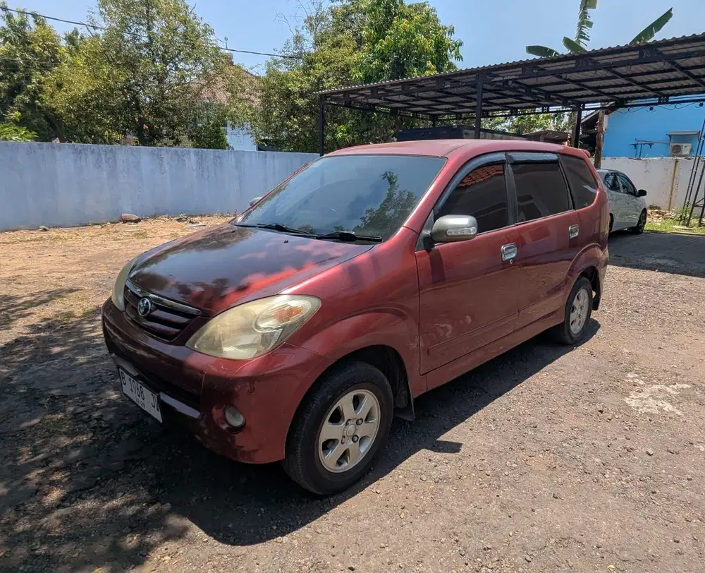 Toyota Avanza 2004 Bensin