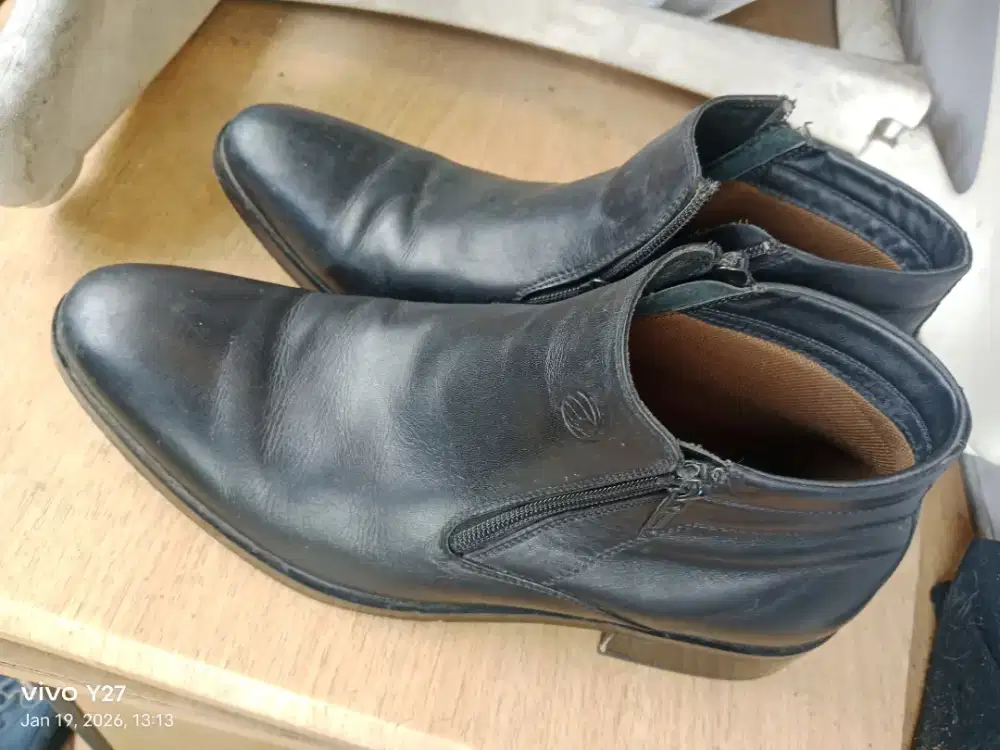 Jual sepatu Max Barens