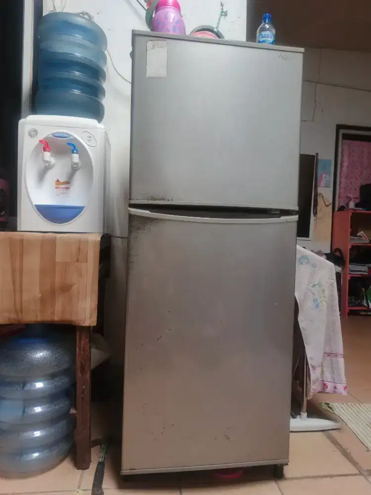 kulkas Aqua 2 pintu