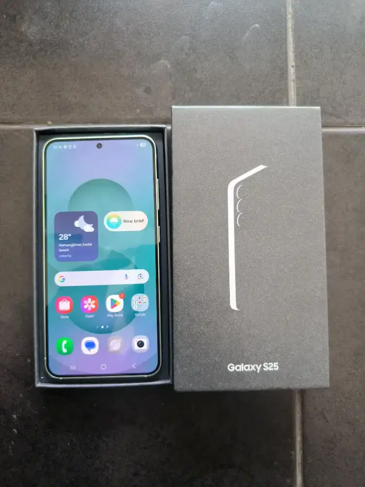 Samsung S25 12/256GB Fullset