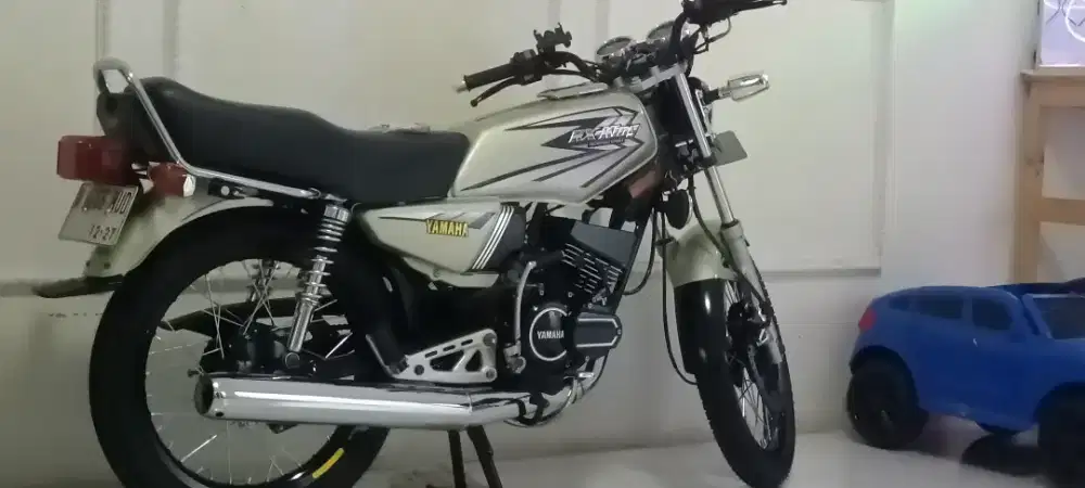 Jual yamaha Rx king 2001 warna kuning Os O standar