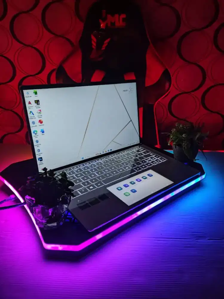 ASUS ZENBOOK UX334FL-303 SCREENPAD DISPLAY