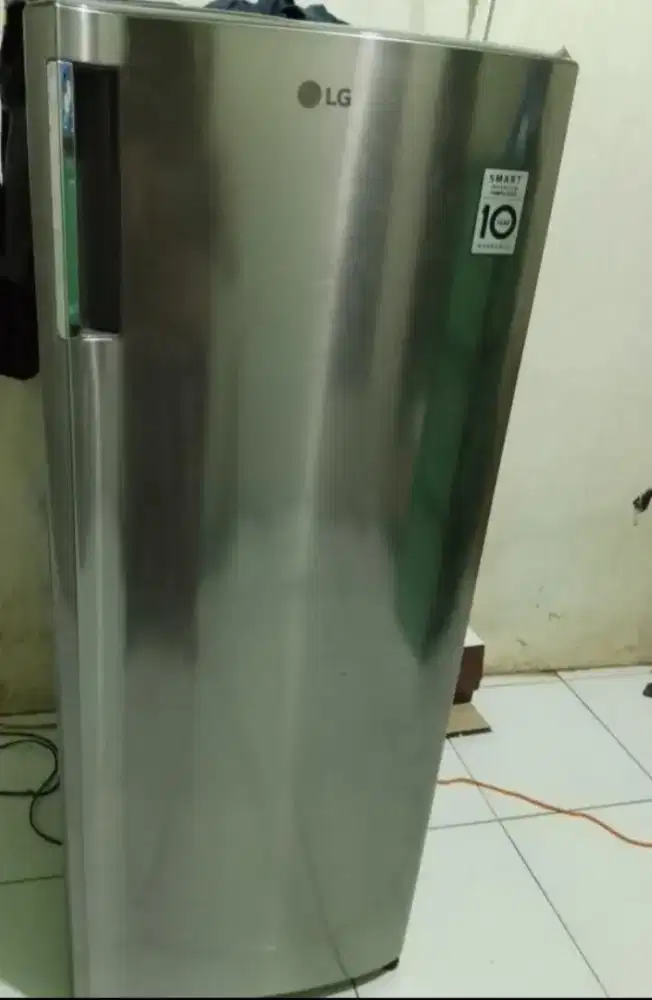 freezer LG inverter hemat listrik 6 rak muat banyak