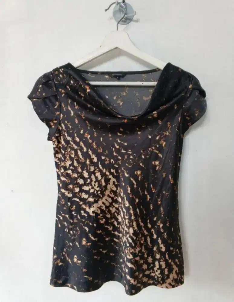 The Executive Atasan Wanita Silk Preloved