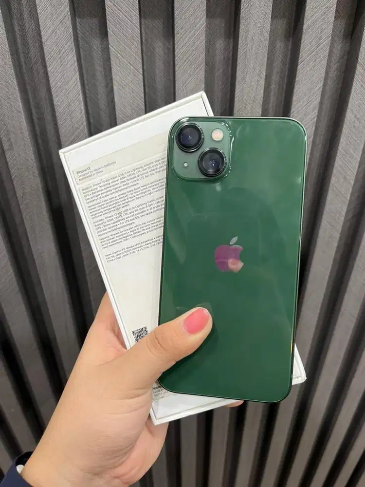 iPhone 13 256Gb IBOX