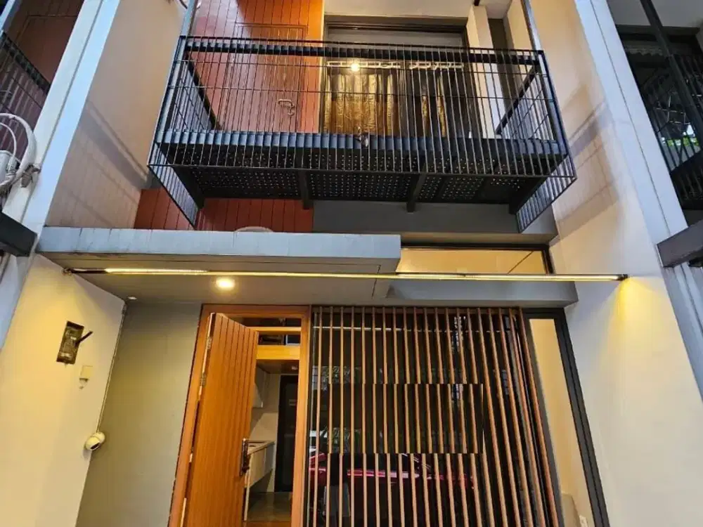 Jual Rumah Furnished Minimalis Fleekhauz BSD dekat Gading Serpong