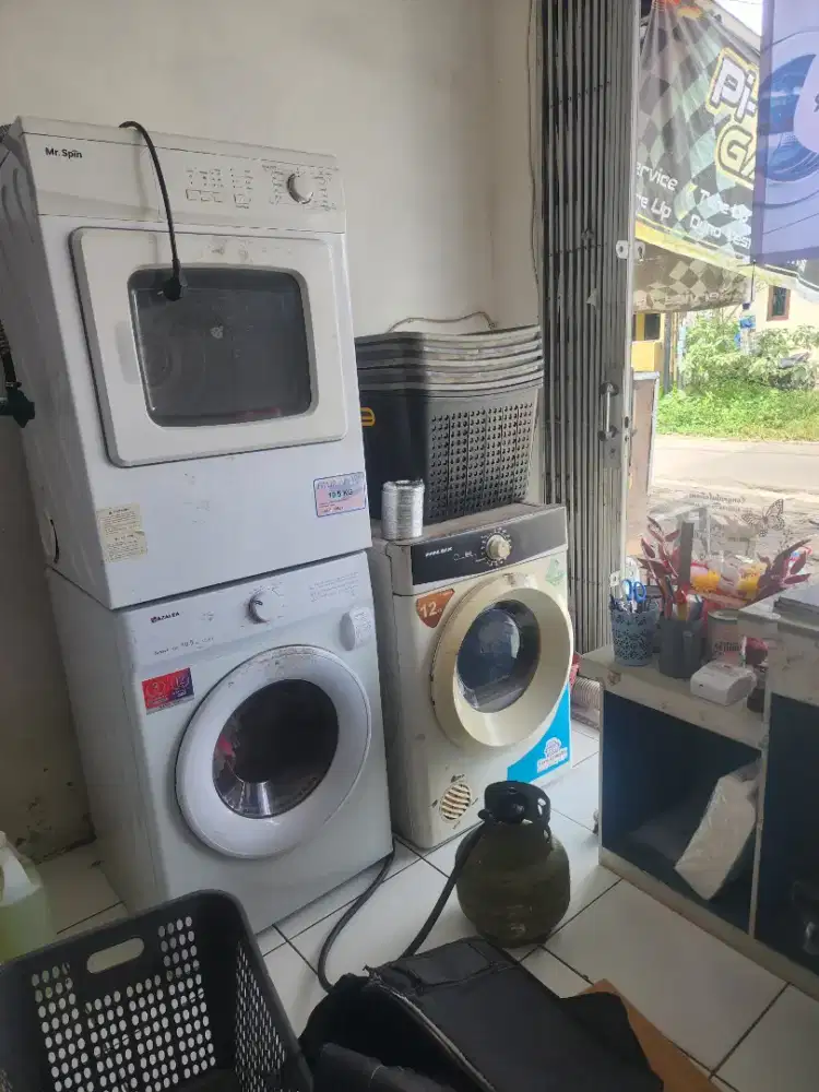 Dibutuhkan karyawan laundry