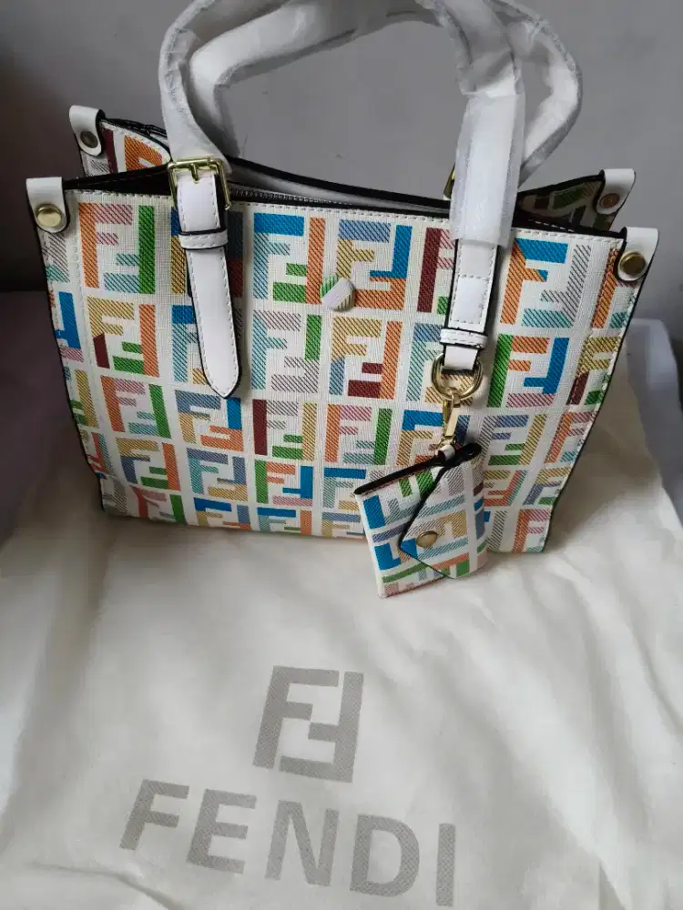 Tas Fendi keren abis