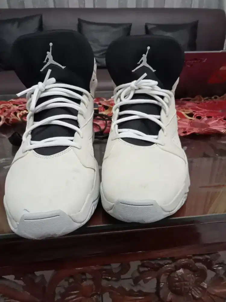 Dijual sepatu  belum pernah  dipakai NIKE