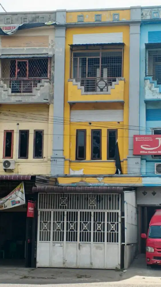 RUKO DI JUAL strategis dekat manhattan mall