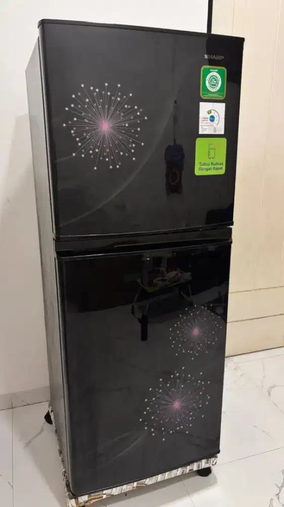 Jual Kulkas 2 pintu Merek SHARP model SJ237