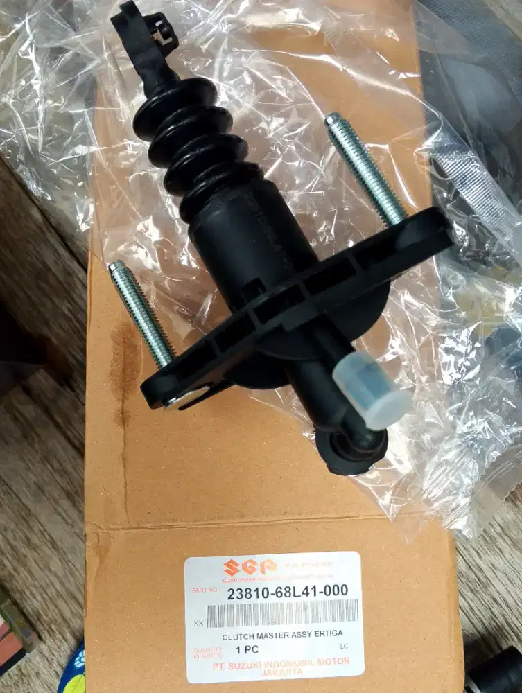 Master kopling atas Suzuki ertiga