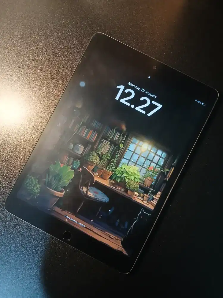 Dijual Ipad Gen 9 64Gb Wifi Only plus Apple Pencil Kondisi LIKE NEW