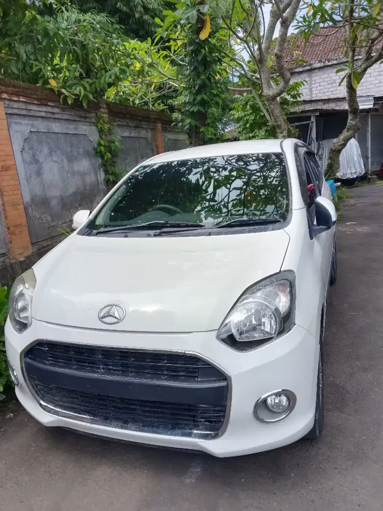 Dijual mobil ayla tahun 2013