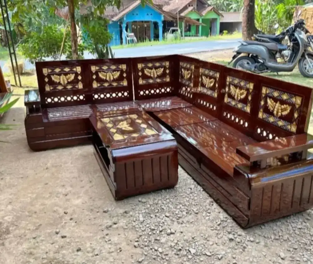 Kursi sudut minimalis