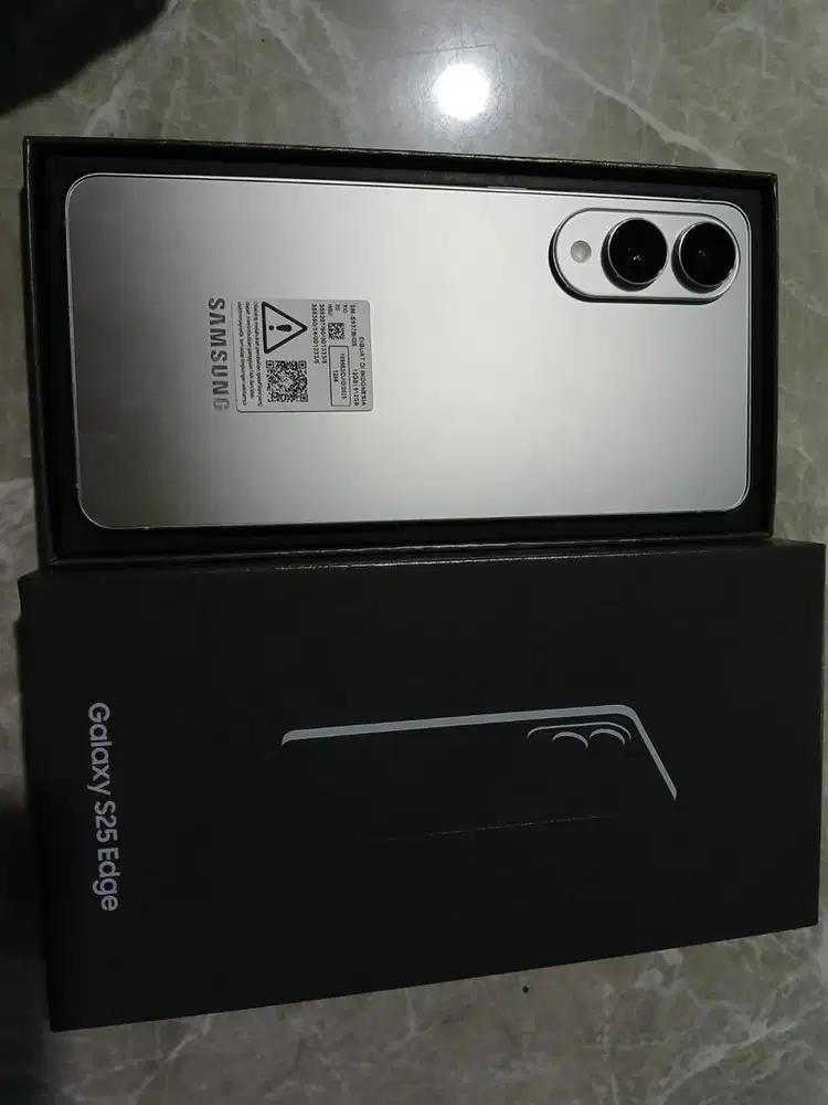 Dijual karna ga kepake