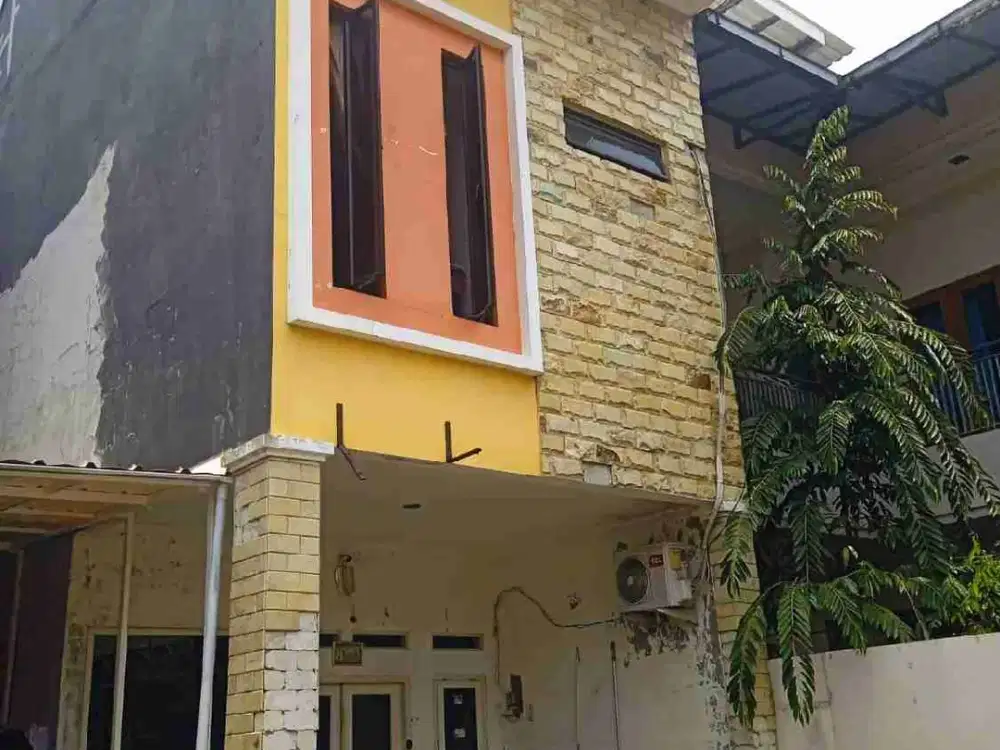 dijual rumah murah harga dibawah pasaran di Jalan kelapa tiga, kel. Jagakarsa, kec. Jagakarsa, kota jakarta selatan