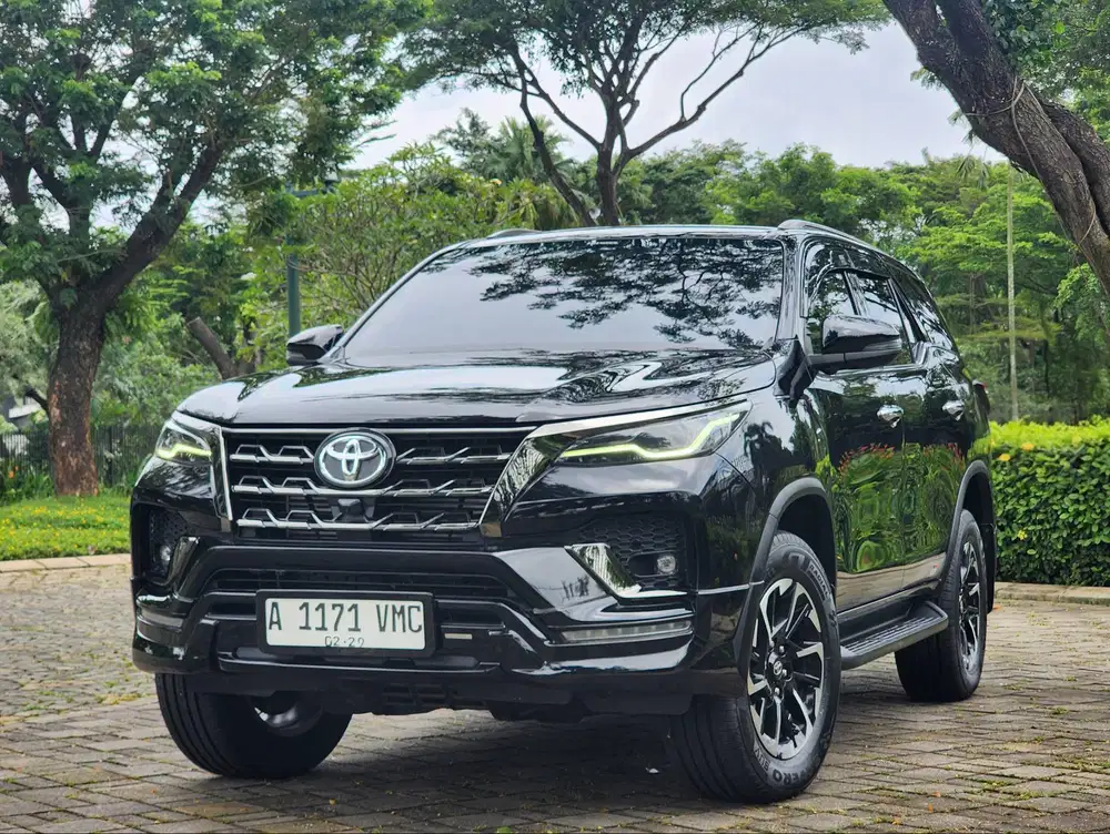 KM.46.RB ASLI| FORTUNER GR SPORT 2.4 AT 2021 HITAM PERFECT SEGER !!