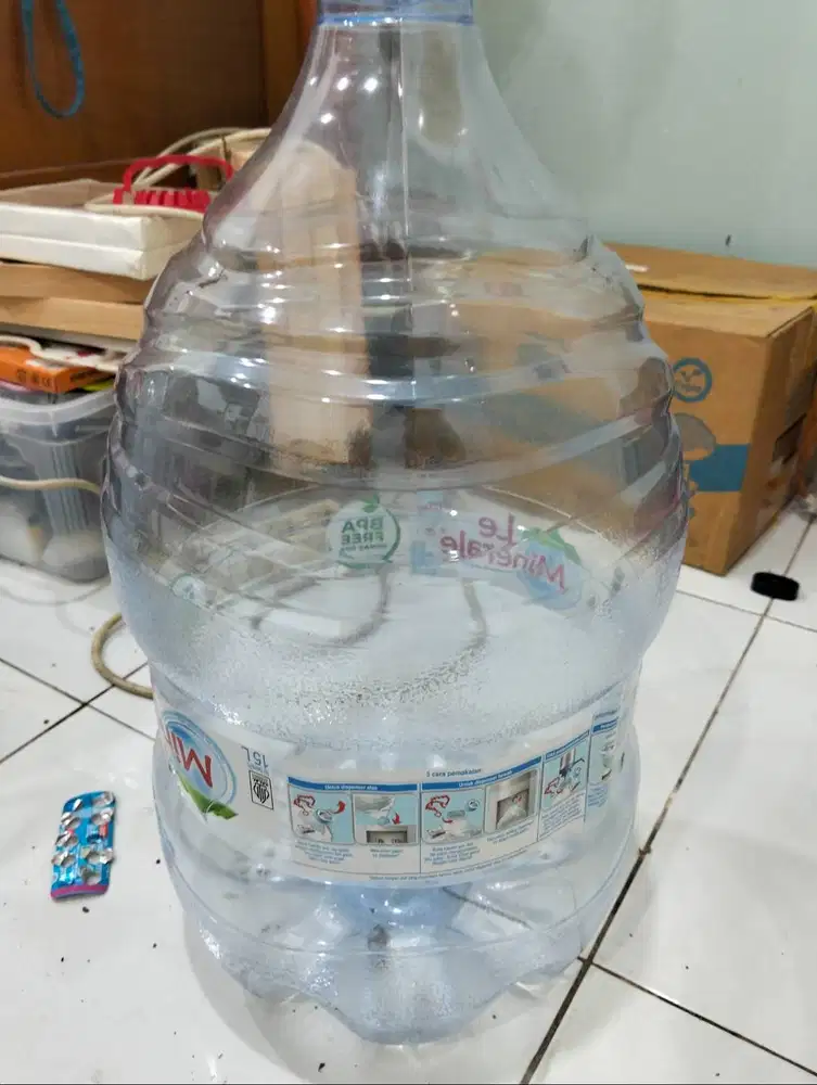 Jual galon bekas le mineral 15L