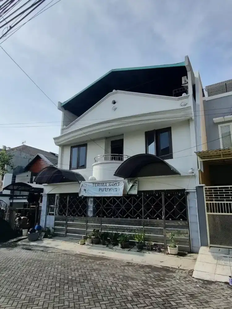 Dijual Rumah Kost
Rungkut Mejoyo Utara